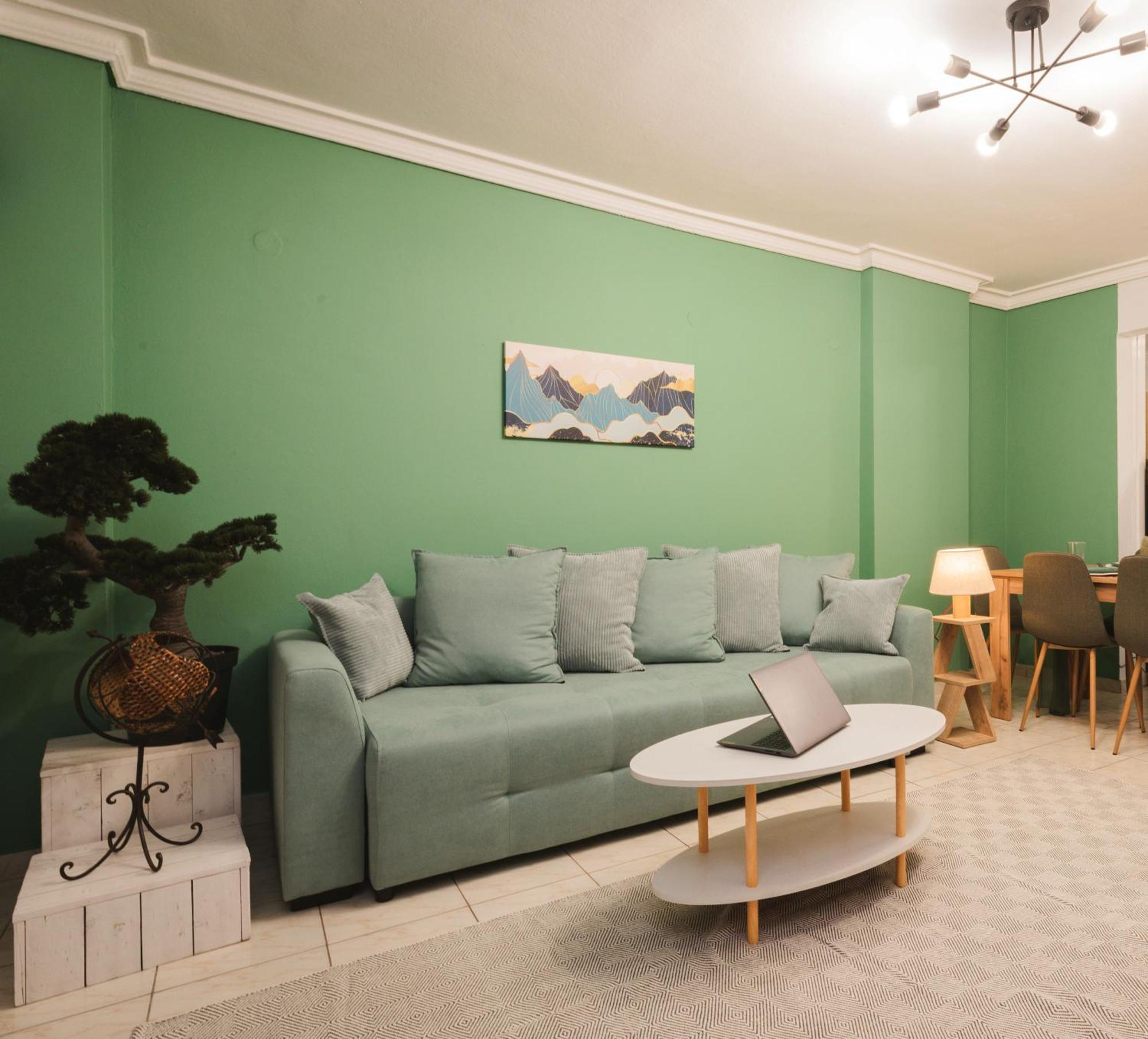Stylish Apt W Jacuzzi, 5 Min To White Tower Thessaloniki Exterior photo